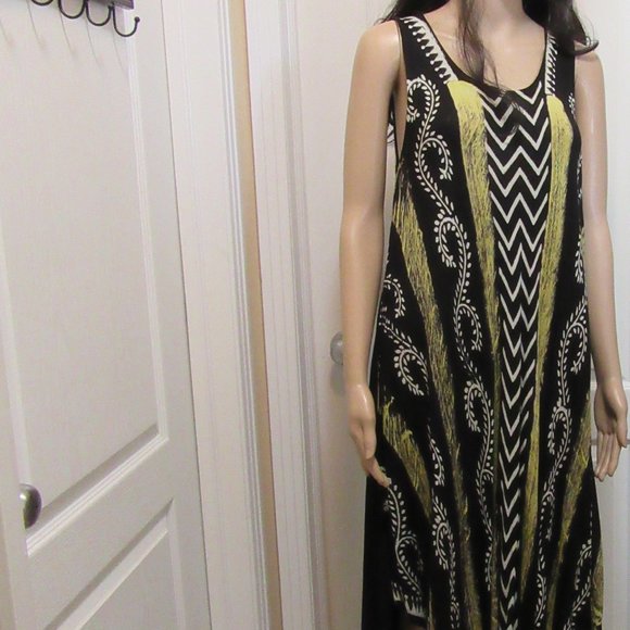 New Sun Dress not belt - Nice cool loose dress - Picture 10 of 11